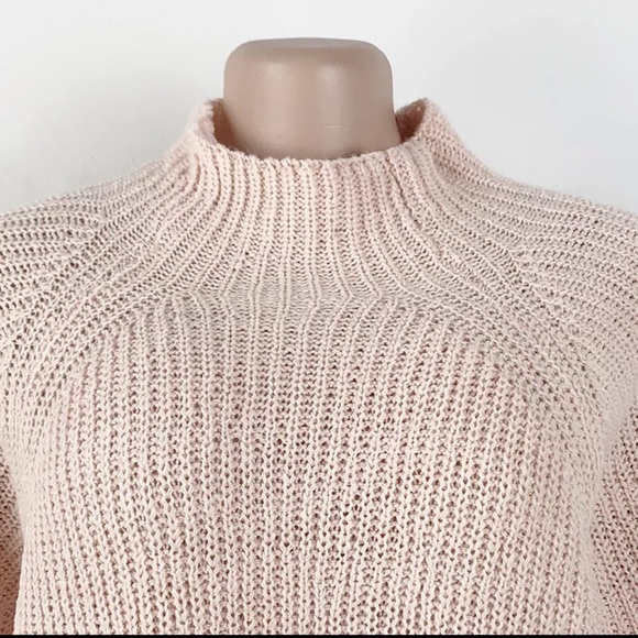 Oversized Cream Knit Sweater ❄️ - Picture 3 of 4